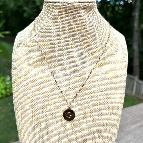 3/$30 KATE SPADE INITIAL G GOLD TONE NECKLACE - Picture 2 of 4